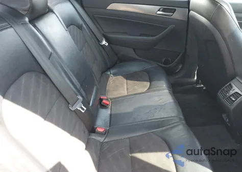 2018 Hyundai Sonata Sport+ z USA, uszkodzony, nr VIN 5NPE34AF5JH722348